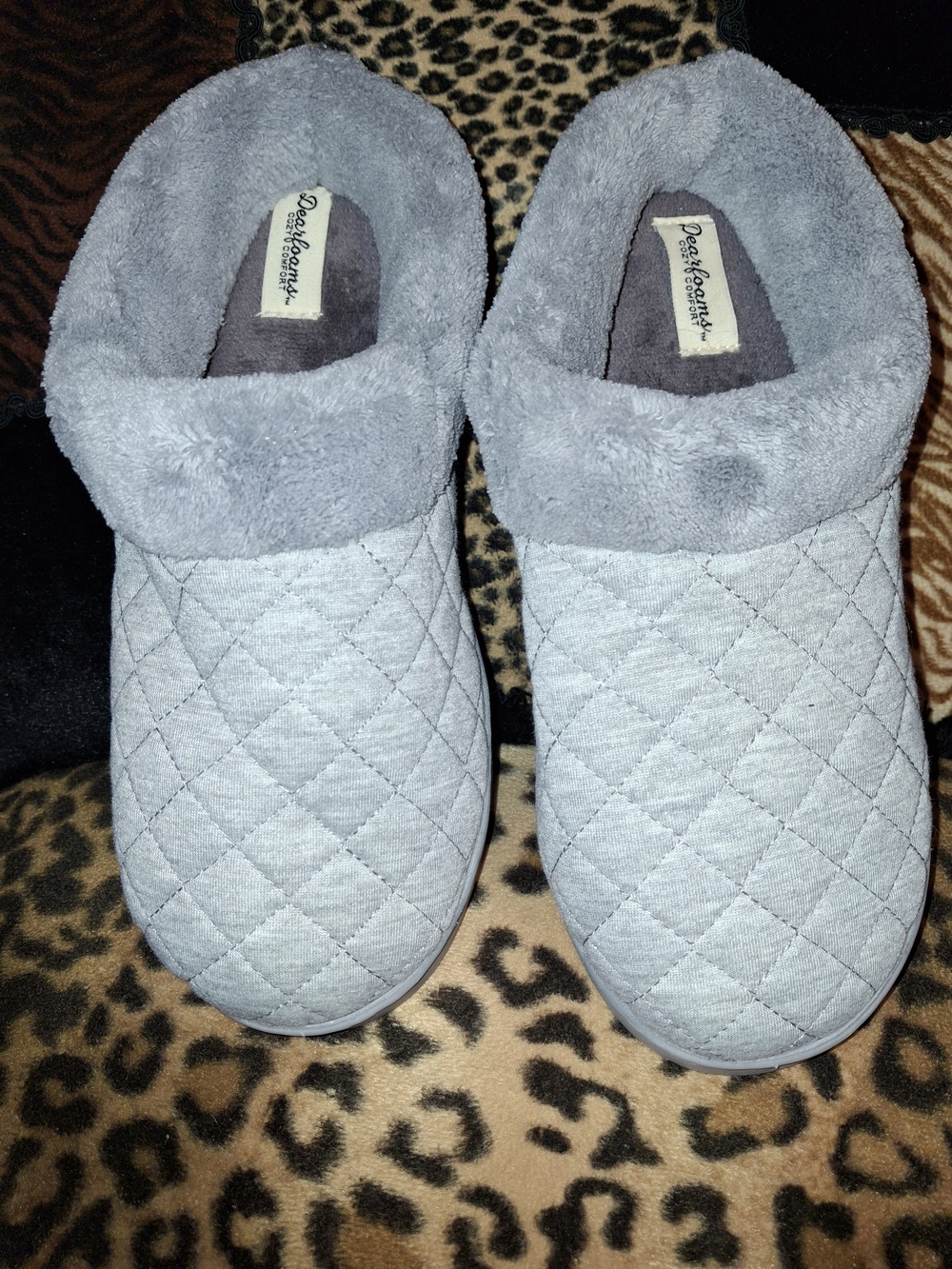 dearfoams Light Gray Quilted Slip-On Clog Slippers